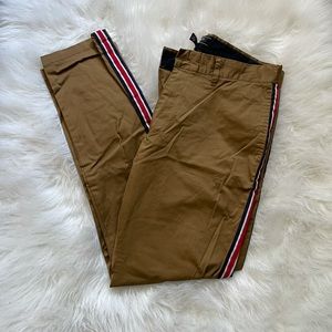 Men’s chino pants with blue and red striped leg